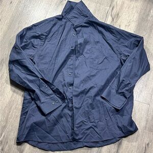 2 Van Heusen Classic Fit Button Up Dress Shirt Men’s XL 17/17.5 1 Solid 1 Stripe